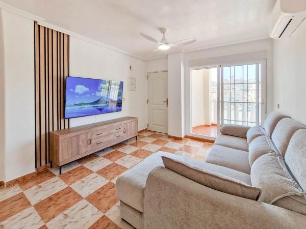 Piso en calle Castillo de San Roque