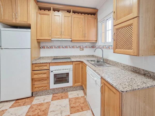 Piso en calle Castillo de San Roque