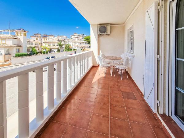 Piso en calle Castillo de San Roque