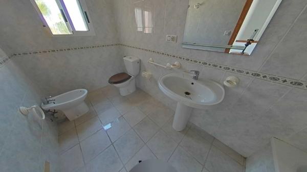 Chalet adosado en calle Nicaragua