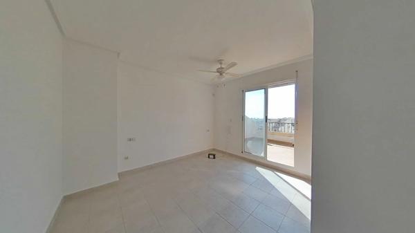 Chalet adosado en calle Nicaragua