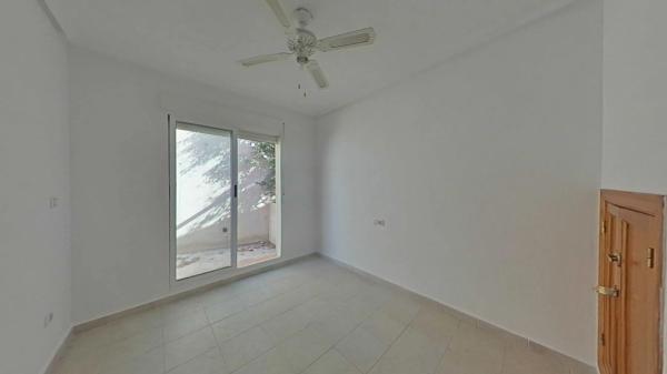 Chalet adosado en calle Nicaragua