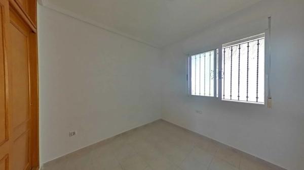 Chalet adosado en calle Nicaragua