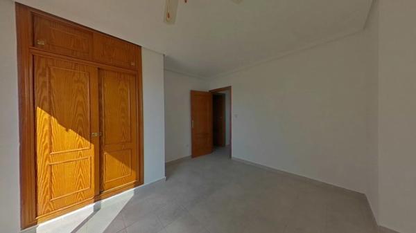 Chalet adosado en calle Nicaragua