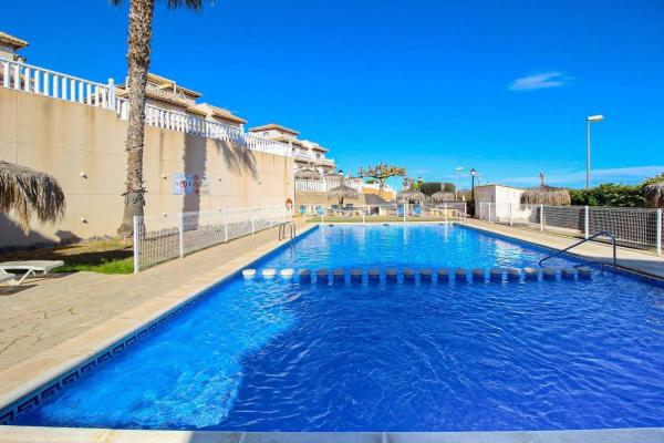 Piso en Barrio Lomas de Cabo Roig-Los Dolses