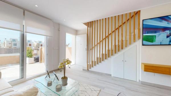 Casa independiente en calle Comunidad Madrileña