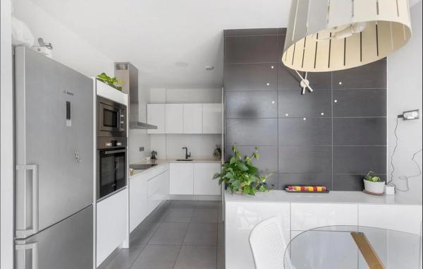 Casa independiente en calle Lira