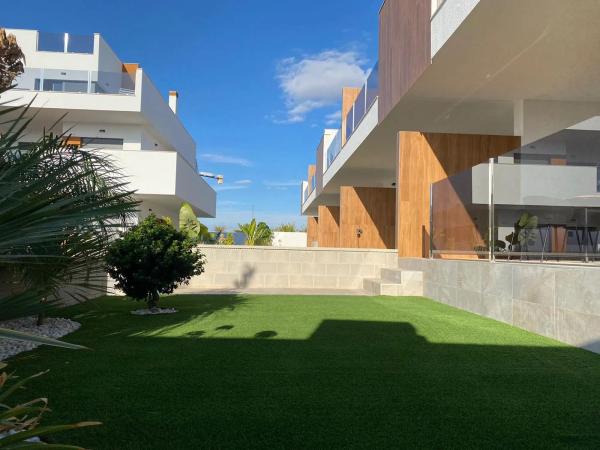 Piso en C. Comunidad Andaluza, 12 -14