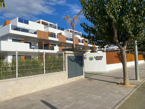 Piso en C. Comunidad Andaluza, 12 -14