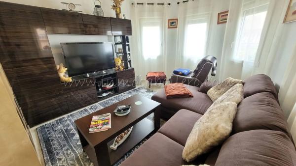 Casa independiente en calle Palmito