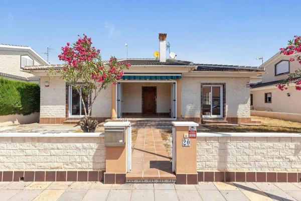 Chalet en Torre de la Horadada