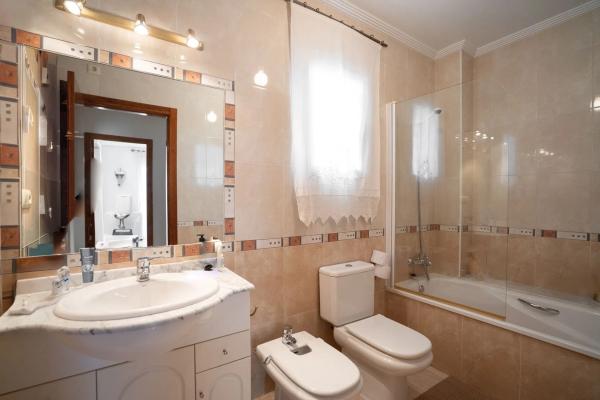 Chalet adosado en avenida de Europa