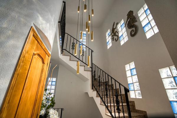 Casa independiente en calle Mimosa