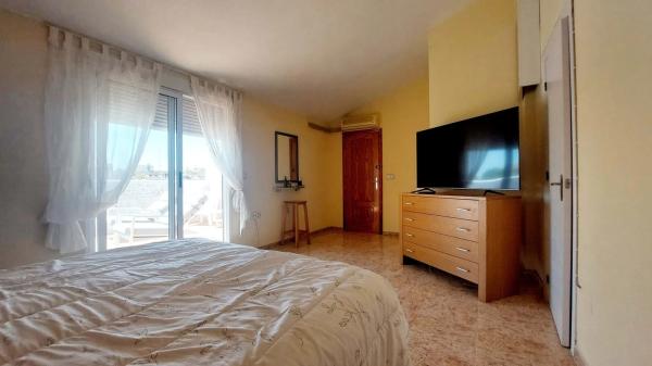 Chalet en Zona Pueblo