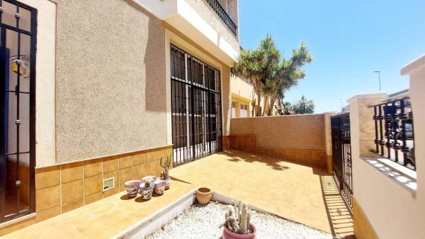 Chalet en Zona Pueblo