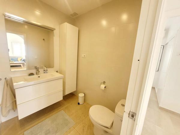 Casa independiente en avenida de Suecia s/n