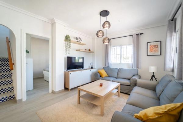 Chalet adosado en calle Río Guadiana, 7 - Mil Pa