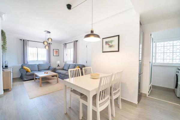 Chalet adosado en calle Río Guadiana, 7 - Mil Pa