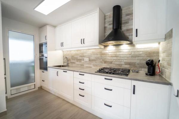 Chalet adosado en calle Río Guadiana, 7 - Mil Pa