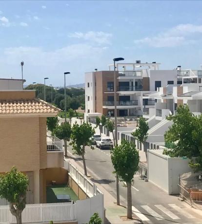 Chalet adosado en calle Veleta, 30