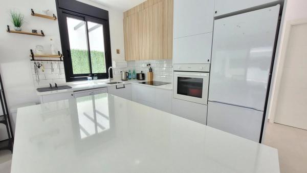 Casa independiente en calle Mimosa, 39