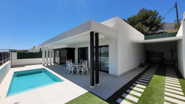 Casa independiente en calle Mimosa, 39