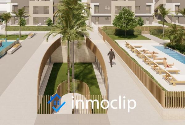 Ático en calle Azucena