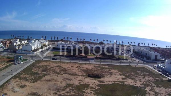 Piso en calle Azucena