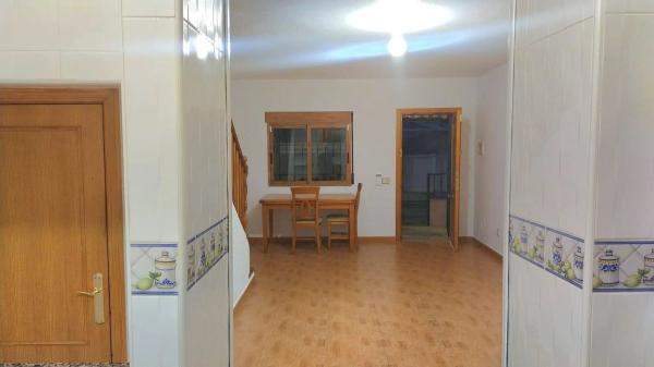 Casa independiente en calle la Estrella