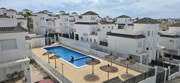 Casa independiente en calle Winston Churchill, 6