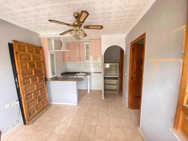 Chalet adosado en calle Marina