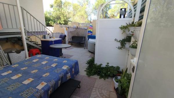 Casa independiente en calle París, 93