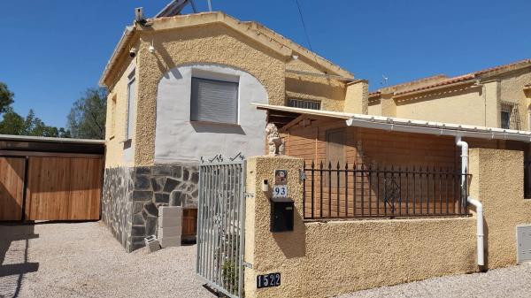 Casa independiente en calle París, 93