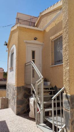 Casa independiente en calle París, 93