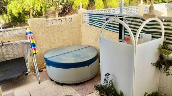 Casa independiente en calle París, 93