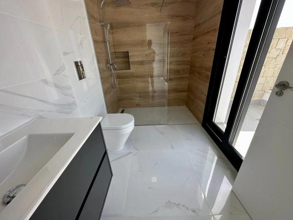 Casa independiente en calle Winston Churchill, 4