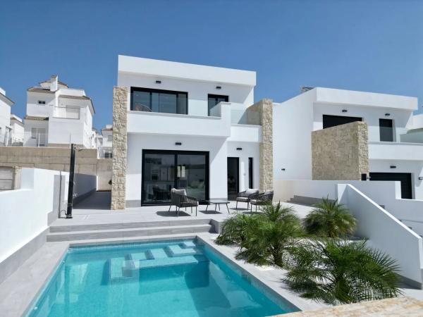 Casa independiente en calle Winston Churchill, 4