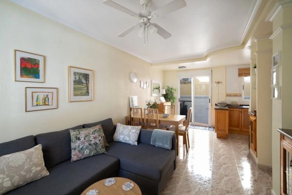 Chalet adosado en calle Sevilla