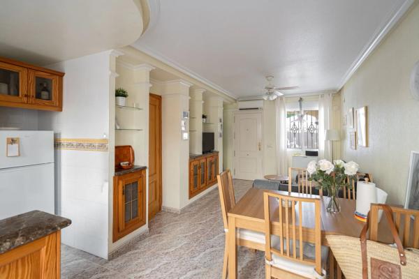 Chalet adosado en calle Sevilla