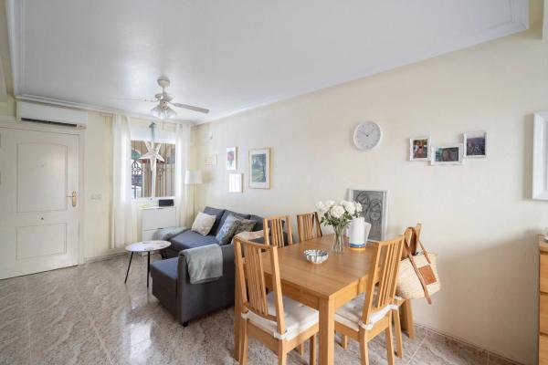 Chalet adosado en calle Sevilla