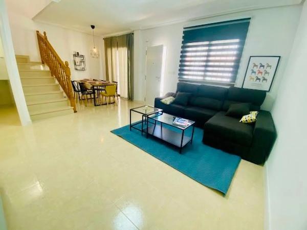 Chalet pareado en calle la Castellana