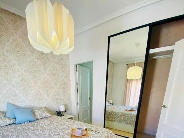 Chalet pareado en calle la Castellana