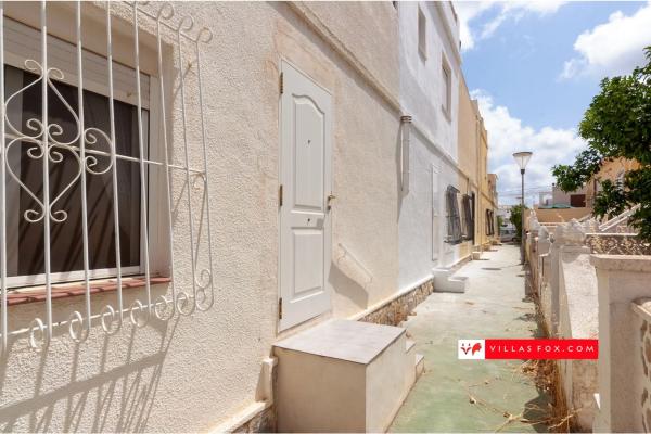 Chalet adosado en calle Mar Balcón Costa Blanc