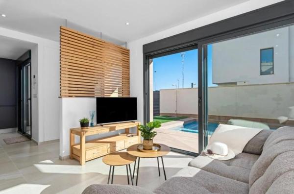 Chalet en San Miguel de Salinas