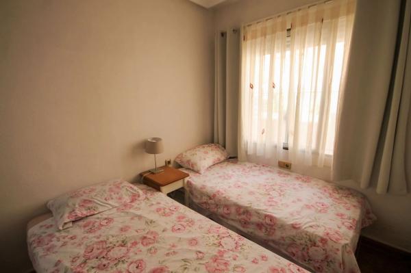 Chalet pareado en calle Cádiz s/n