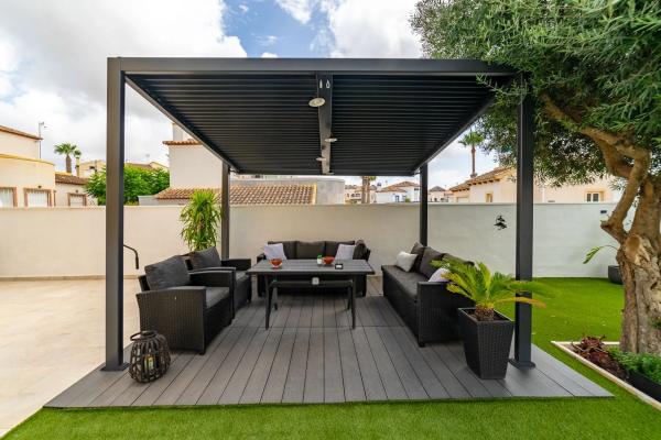 Casa independiente en Cl Marbella