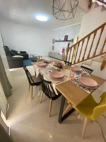 Chalet adosado en calle La Rambla, 1