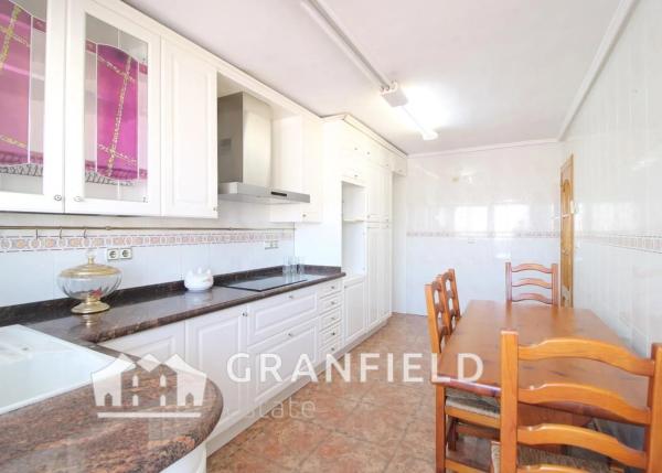 Piso en calle Ramón Gallud, 63