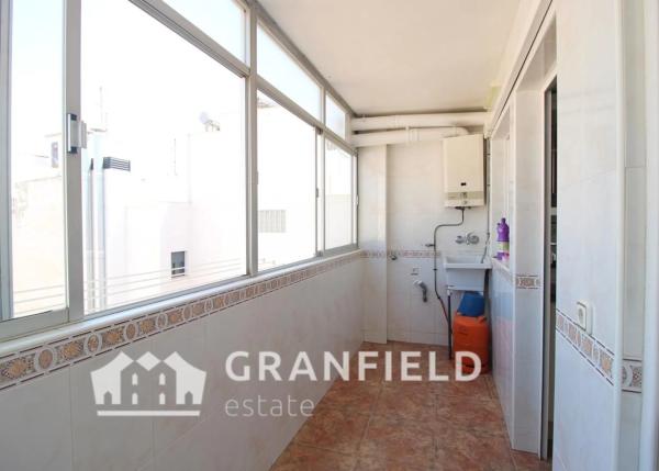 Piso en calle Ramón Gallud, 63