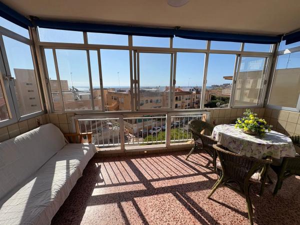 Piso en avenida de Francia, 7